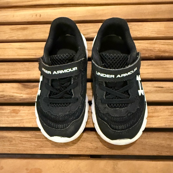 Under Armour Kids Black and White Sneakers - Picture 2 of 7